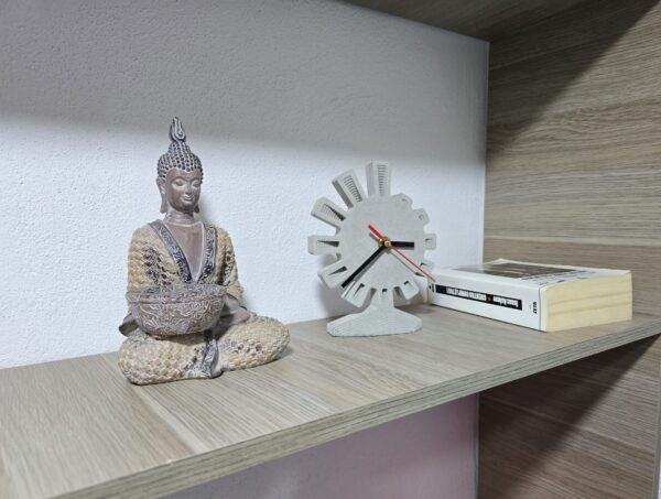 20260120_201218 SOL | Reloj en concreto artesanal