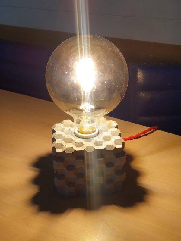 cúbica 41 CÚBICA | Lámpara en concreto artesanal