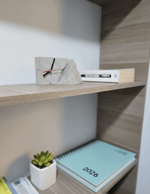 VOLCANO 04 VOLCANO | Reloj en concreto artesanal