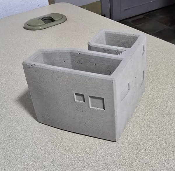 20260120_205045 COMUNA | Portalápices en concreto